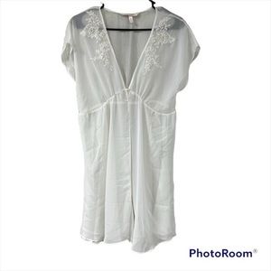 Belle nuit Intimates white sheer lingerie cover size medium